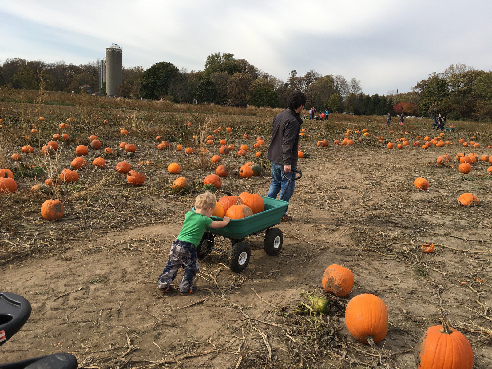 Spending time as a family at Farmer John’s Pumpkin